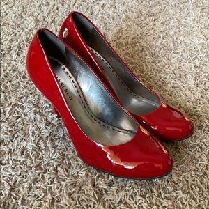 Red Gianni Bini heels